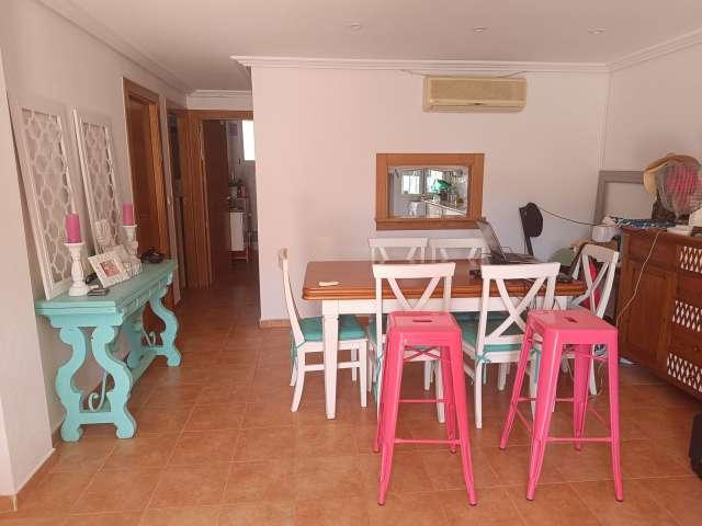 Apartamento de 3 dormitorios en alquiler en Los Alcázares