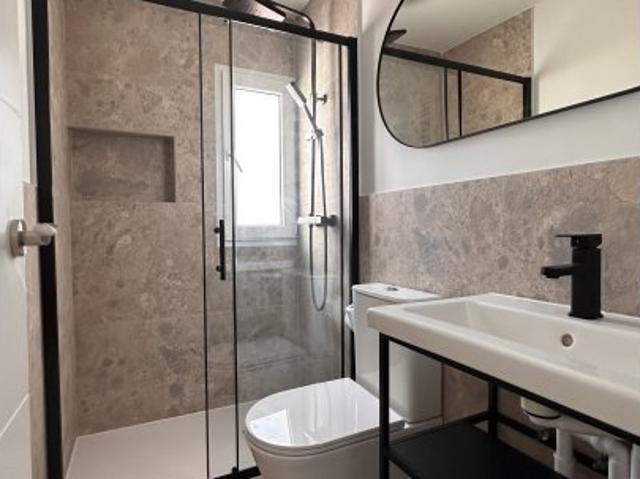 Apartamento de 3 dormitorios en alquiler en Puerta Bonita, Madrid