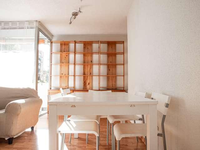 Apartamento de 3 dormitorios en alquiler en Puerta del Ángel, Madrid