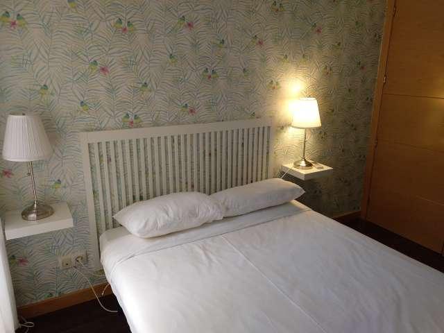 Apartamento de 3 dormitorios en alquiler en Palacio, Madrid