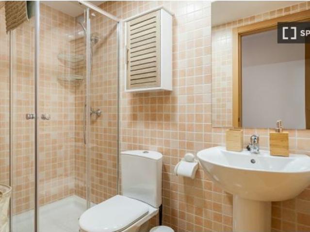 Apartamento de 3 dormitorios en alquiler en Patraix