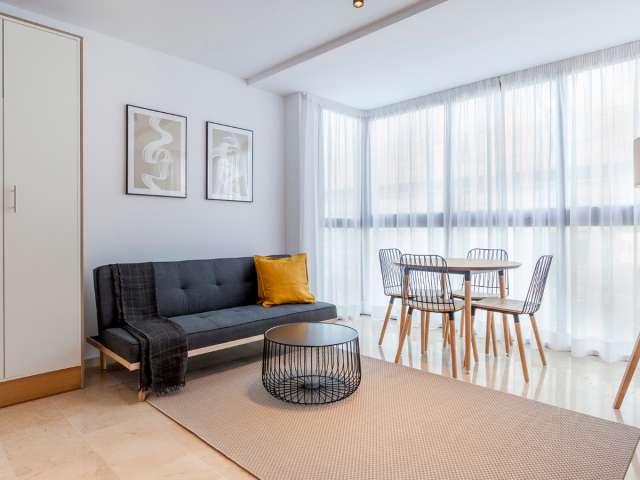 Apartamento de 3 dormitorios en alquiler en Patraix, Valencia