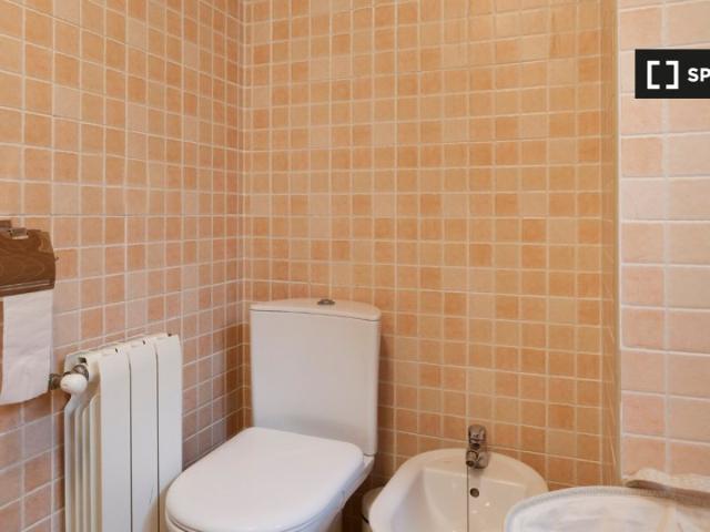 Apartamento de 3 dormitorios en alquiler en Patraix, Valencia