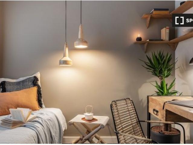 Apartamento de 3 dormitorios en alquiler en Rios Rosas