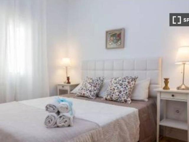 Apartamento de 3 dormitorios en alquiler en Salamanca