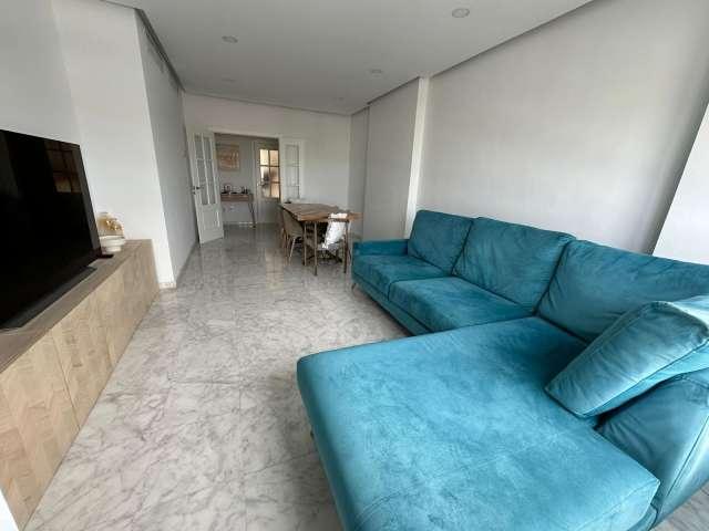 Apartamento de 3 dormitorios en alquiler en Santa Clara, Sevilla