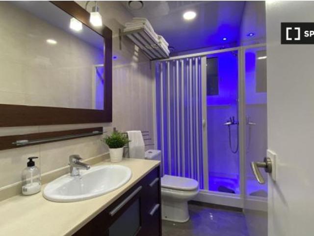 Apartamento de 3 dormitorios en alquiler en Sants