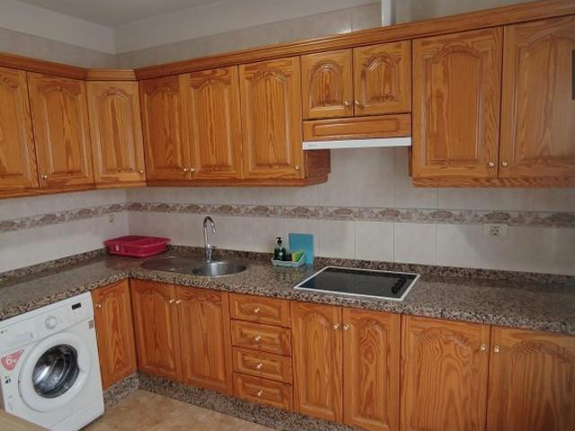 Apartamento de 3 dormitorios en alquiler en Sobradillo, Tenerife