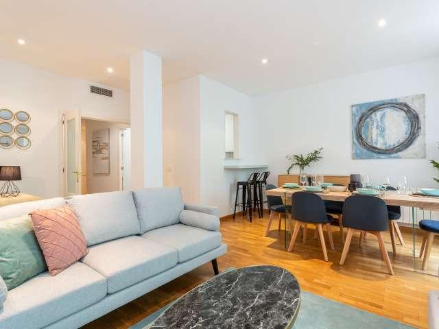 Apartamento de 3 dormitorios en alquiler en Sol, Madrid