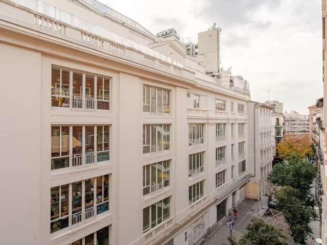 Apartamento de 3 dormitorios en alquiler en Sol, Madrid