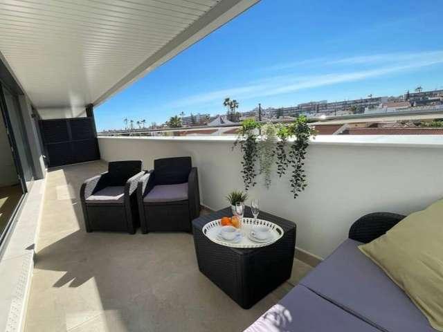 Apartamento de 3 dormitorios en alquiler en Torremolinos