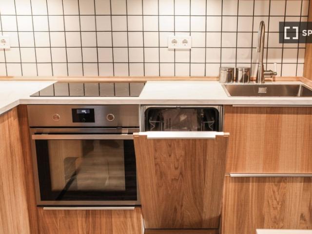 Apartamento de 3 habitaciones en alquiler, Universidad, Madrid