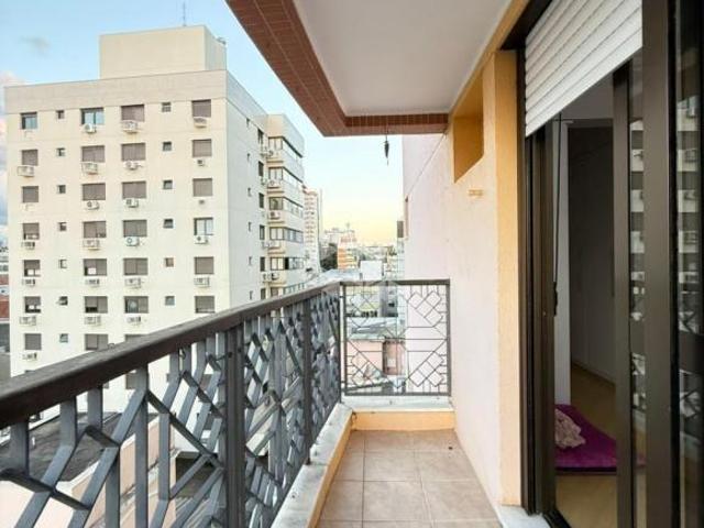 Apartamento de 3 dormitórios, 2 Suítes, Vaga dupla coberta, com 106m2prvs. por R