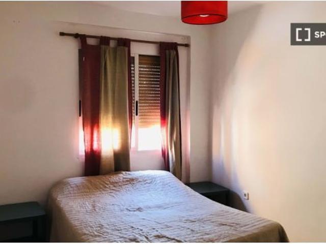 Apartamento de 3 habitaciones en alquiler en Zaragoza, solo para profesionales