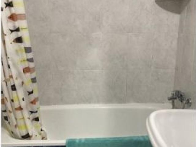 Apartamento de 3 habitaciones en alquiler en Almuñécar, gastos incluidos, solo para profesionales