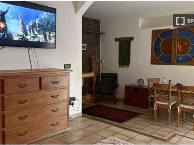 Apartamento de 3 habitaciones en alquiler en Canyelles