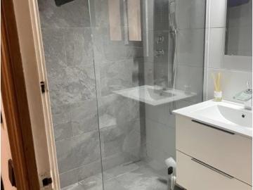 Apartamento de 3 habitaciones en alquiler en Canyelles, Barcelona