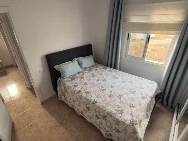 Apartamento de 3 habitaciones en alquiler en Candelaria