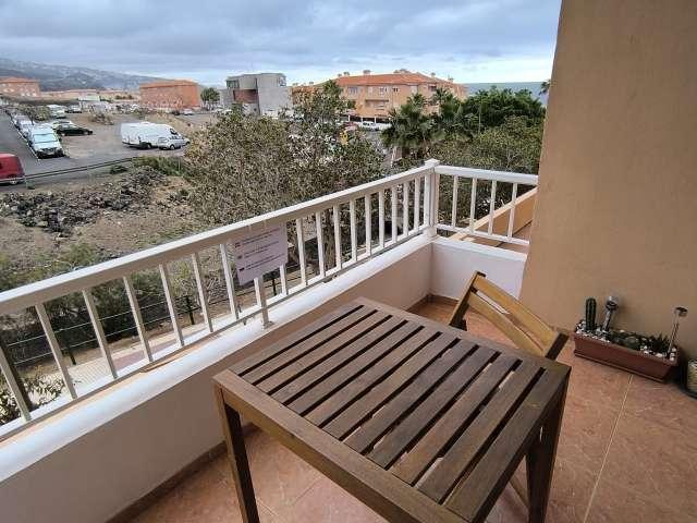 Apartamento de 3 habitaciones en alquiler en Candelaria
