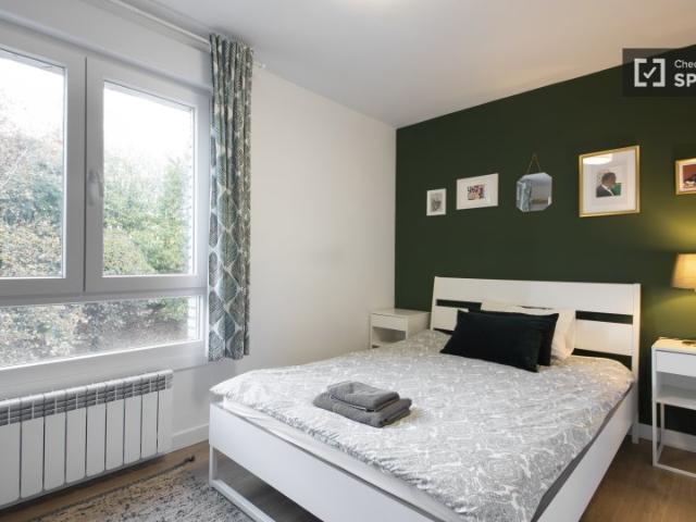 Apartamento de 3 habitaciones en alquiler en Capuchinos, Errenteria