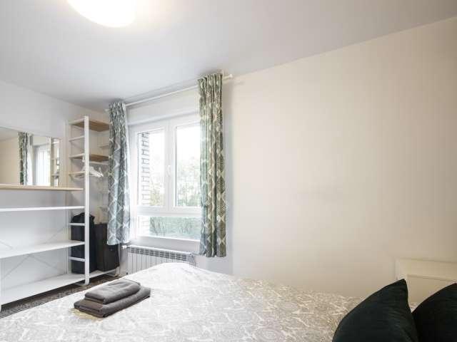 Apartamento de 3 habitaciones en alquiler en Capuchinos, Errenteria