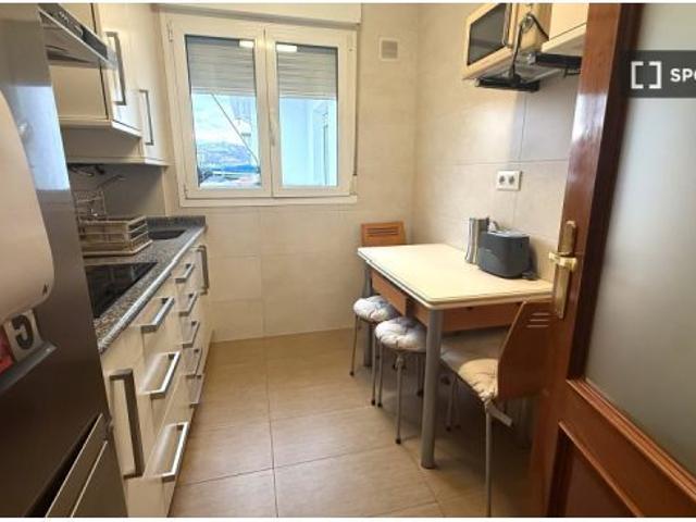 Apartamento de 3 habitaciones en alquiler en Castaños, Bilbao, perfecto para profesionales