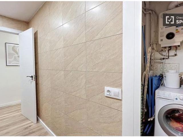Apartamento de 3 habitaciones en alquiler en El Poblenou, ideal para profesionales