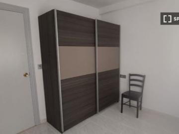 Apartamento de 3 habitaciones en alquiler en Jardín de La Abadía, gastos incluidos
