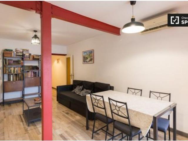 Apartamento de 3 habitaciones en alquiler en la Bordeta, Barcelona