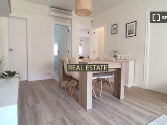 Apartamento de 3 habitaciones en alquiler en La Sagrera, gastos incluidos