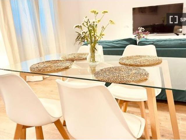 Apartamento de 3 habitaciones en alquiler en Los Remedios