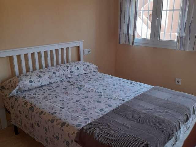 Apartamento de 3 habitaciones en alquiler en Manilva, Málaga