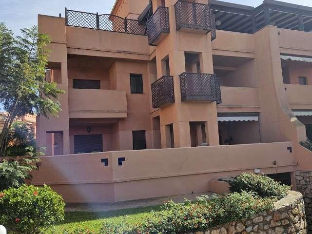 Apartamento de 3 habitaciones en alquiler en Motril, Granada