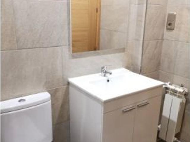 Apartamento de 3 habitaciones en alquiler en Niño Jesús