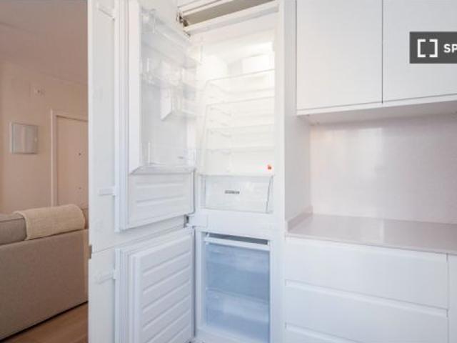 Apartamento de 3 habitaciones en alquiler en Prosperidad, perfecto para profesionales