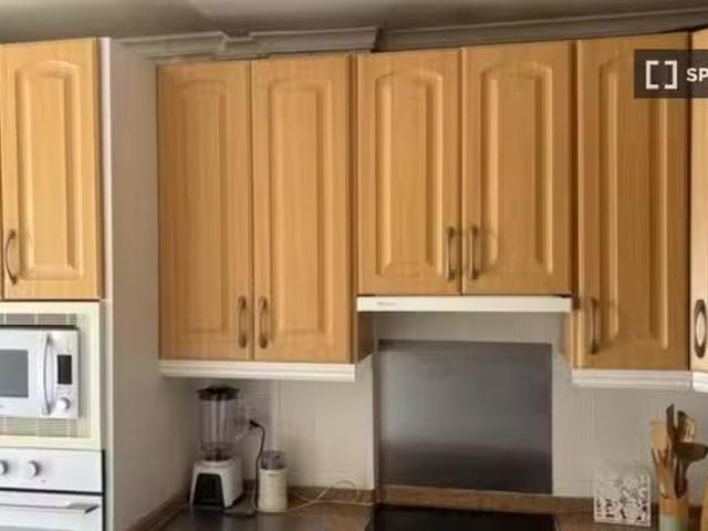 Apartamento de 3 habitaciones en alquiler en Residencia, Cádiz