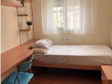 Apartamento de 3 habitaciones en alquiler en Rincón de la Victoria, gastos incluidos