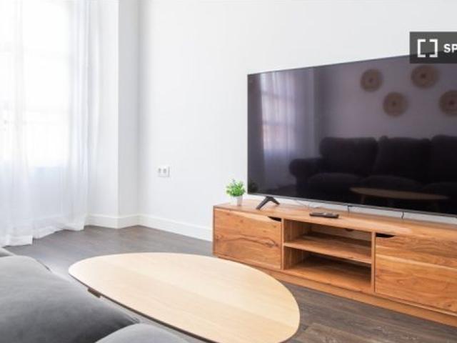 Apartamento de 3 habitaciones en alquiler en San Felipe, Centro