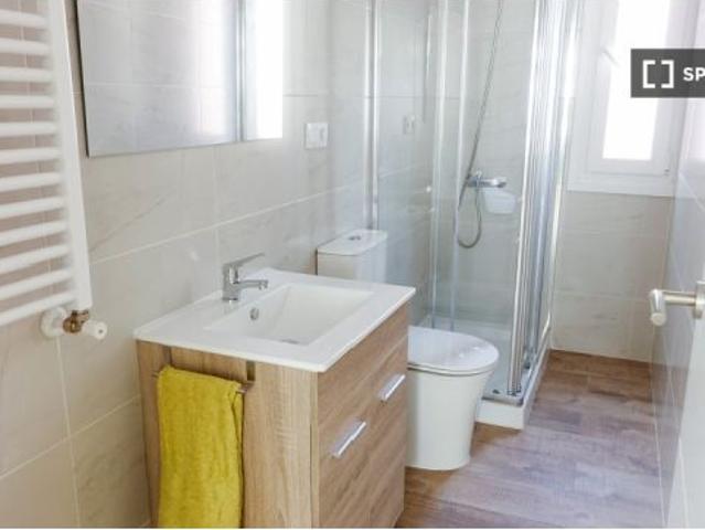 Apartamento de 3 habitaciones en alquiler en San Ignacio, perfecto para profesionales y estudiantes
