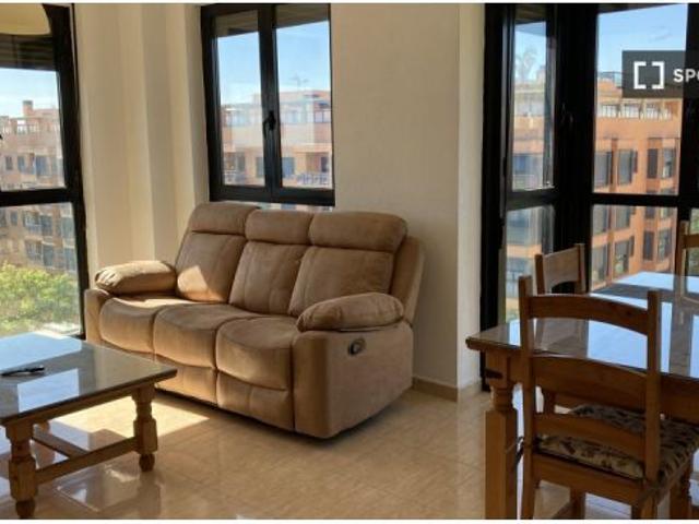 Apartamento de 3 habitaciones en alquiler en San Vicente del Raspeig, gastos incluidos