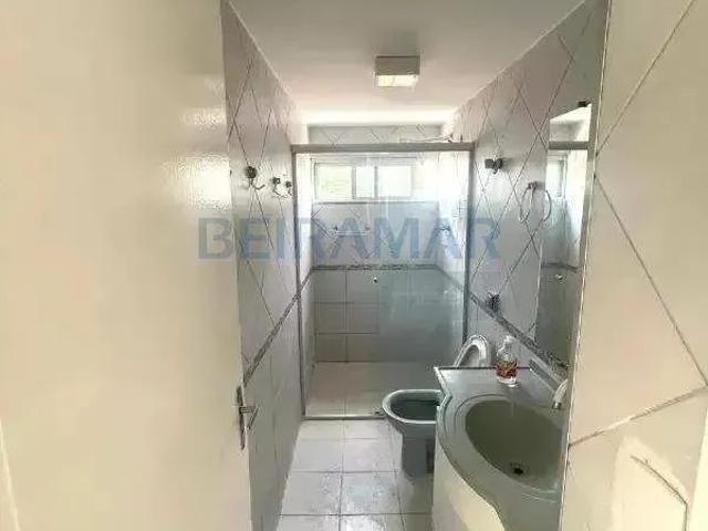 Apartamento de 3 Quartos com DCE para Alugar na SQS 403 Asa Sul