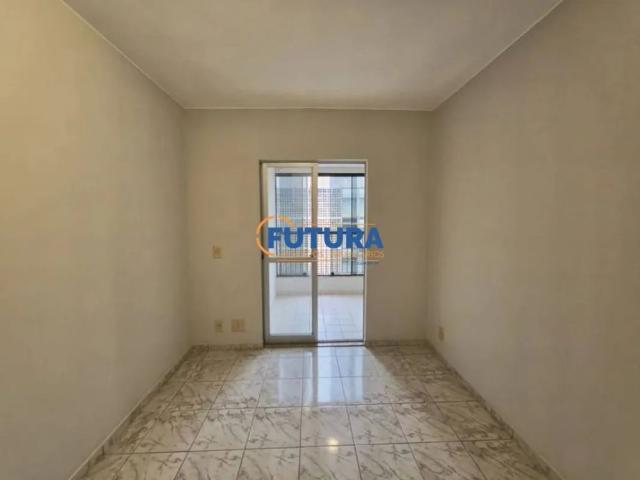 APARTAMENTO DE 3 QUARTOS COM SUÍTE SQN 205, ASA NORTE