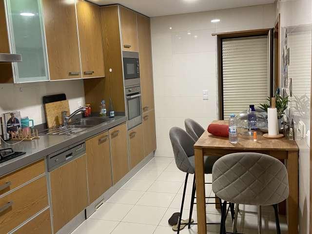 Apartamento de 3 quartos para alugar em Oeiras, Lisboa