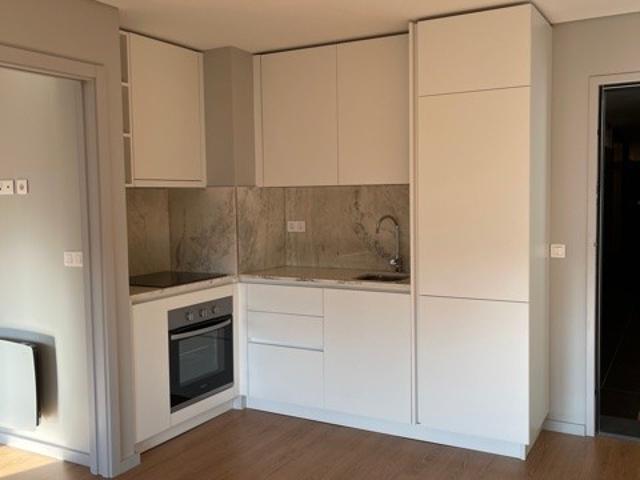 Apartamento de T1 novo à Rotunda da Boavista