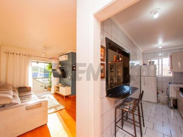 Apartamento de três dormitórios no bairro Timbaúva