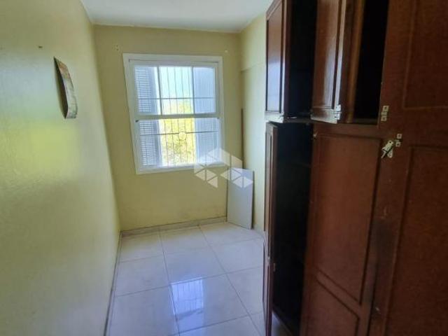 Apartamento de três dormitórios no início da Bento Gonçalves