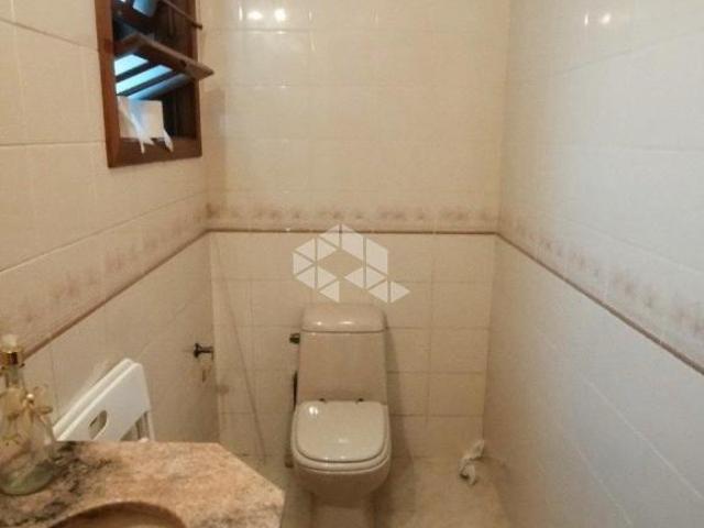 Apartamento de Três Dormitórios com 202 m²!