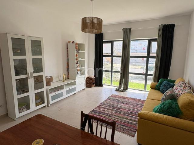 Apartamento de um quarto no condomínio privado Palmela Village