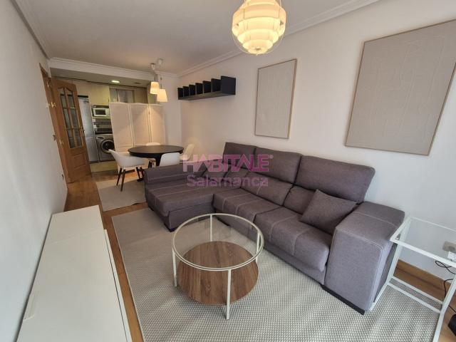Apartamento de un dormitorio con plaza de garaje en alquiler en Los Alcaldes