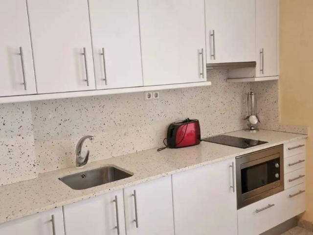 Apartamento de alquiler en Taialà Germans Sabat, Girona Capital